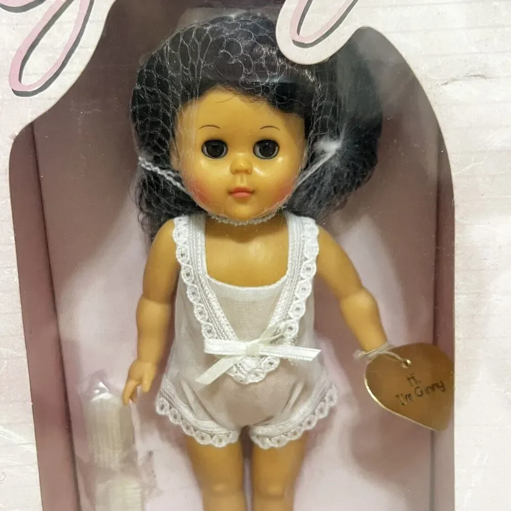 Vintage Vogue Dolls Dress Me Ginny Brunette Brown Hair Brown Eyes Doll 1995 NEW